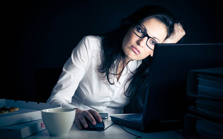 Tác hại của việc thức khuya đối với cơ thể